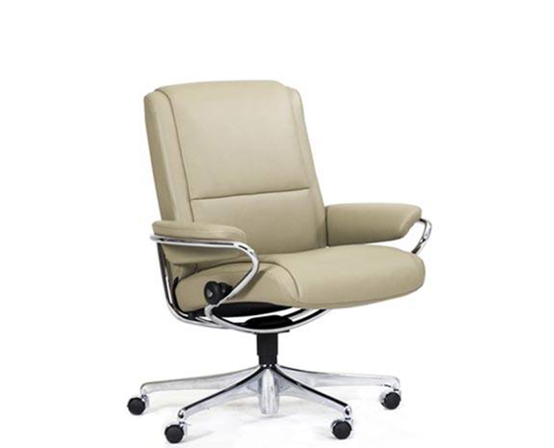 ekornes stressless paris low back leather recliner and ottoman ekornes stressless paris low back leather recliner and ottoman