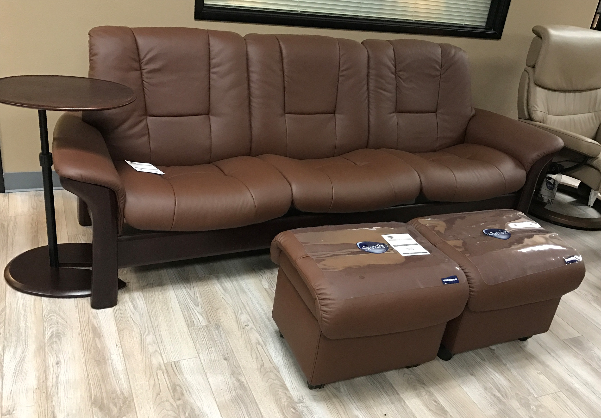 stressless sapphire leather reclining low back sofa