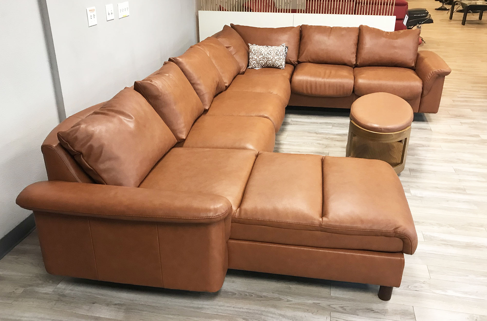 horseshoe sofa with recliner leather