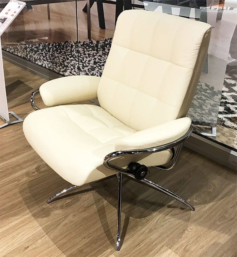 Stressless London Low Back Recliner Chair in Paloma Vanilla White Leather 