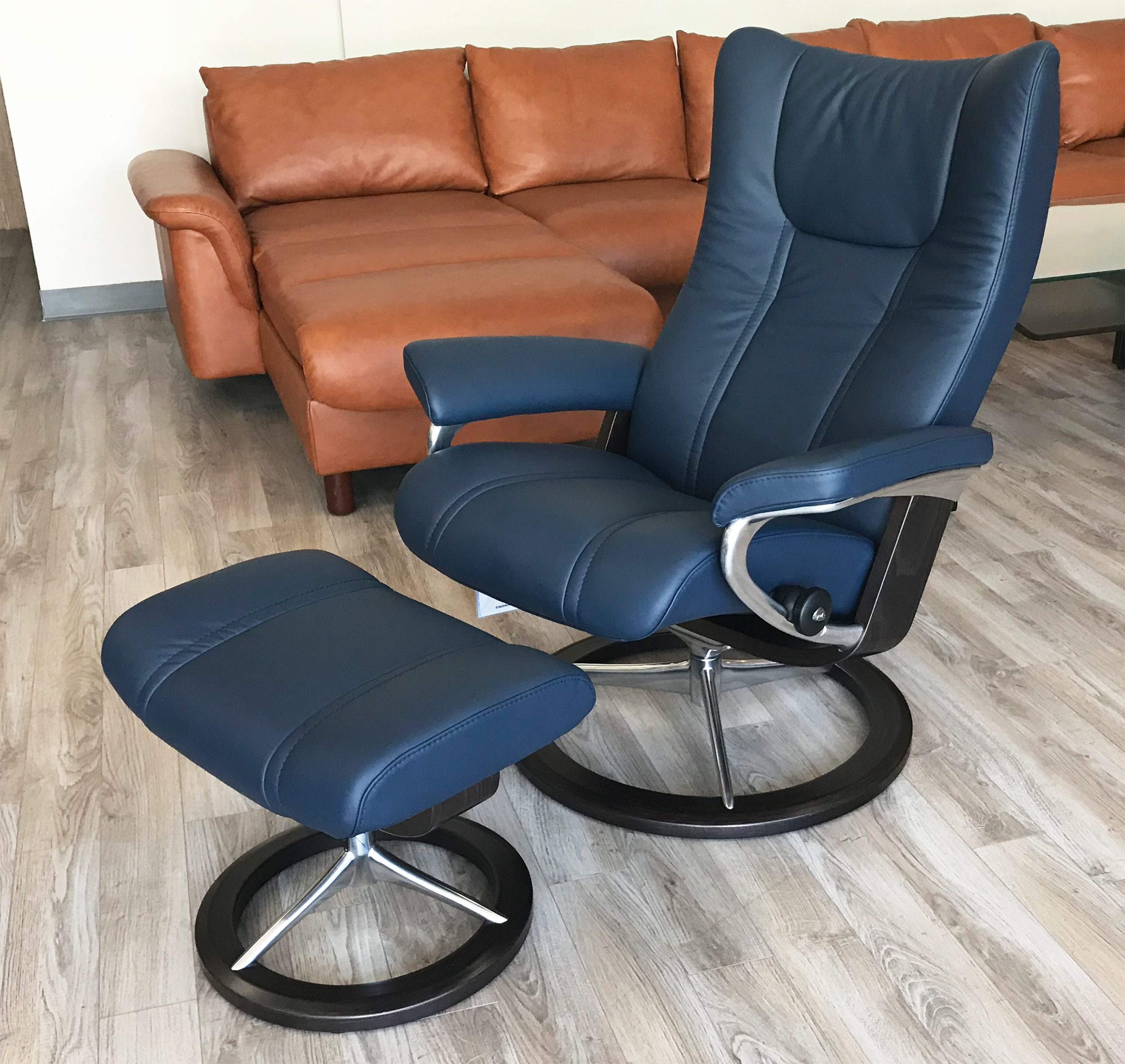 Stressless Wing Signature Base Paloma Oxford Blue Leather Recliner Chair and Ottoman by Ekornes