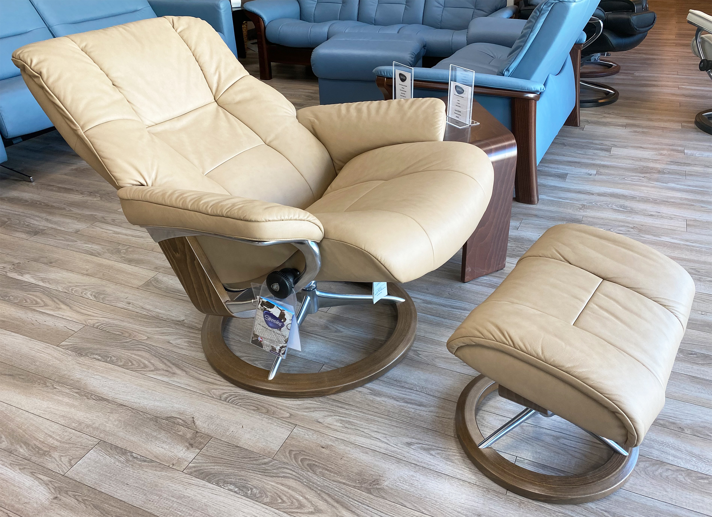 Stressless Mayfair Signature Chrome Base Walnut Wood Paloma Sand