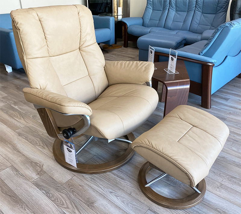 Stressless Mayfair Signature Chrome Base Walnut Wood Paloma Sand Leather Recliner Chair by Ekornes