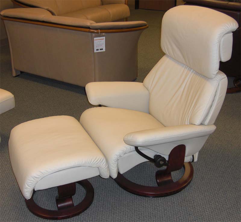 Stressless Dream White Fabric Recliner and Ottoman by Ekornes