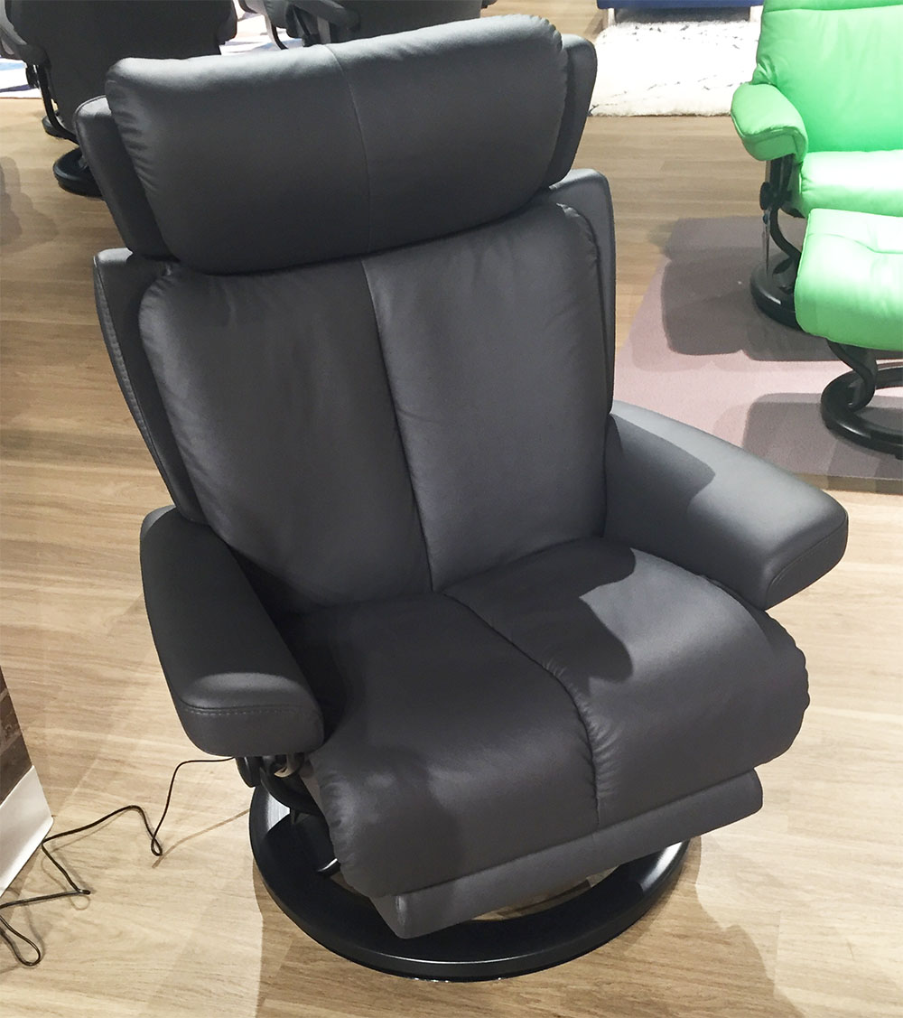 Stressless Magic Power LegComfort Recliner Chair