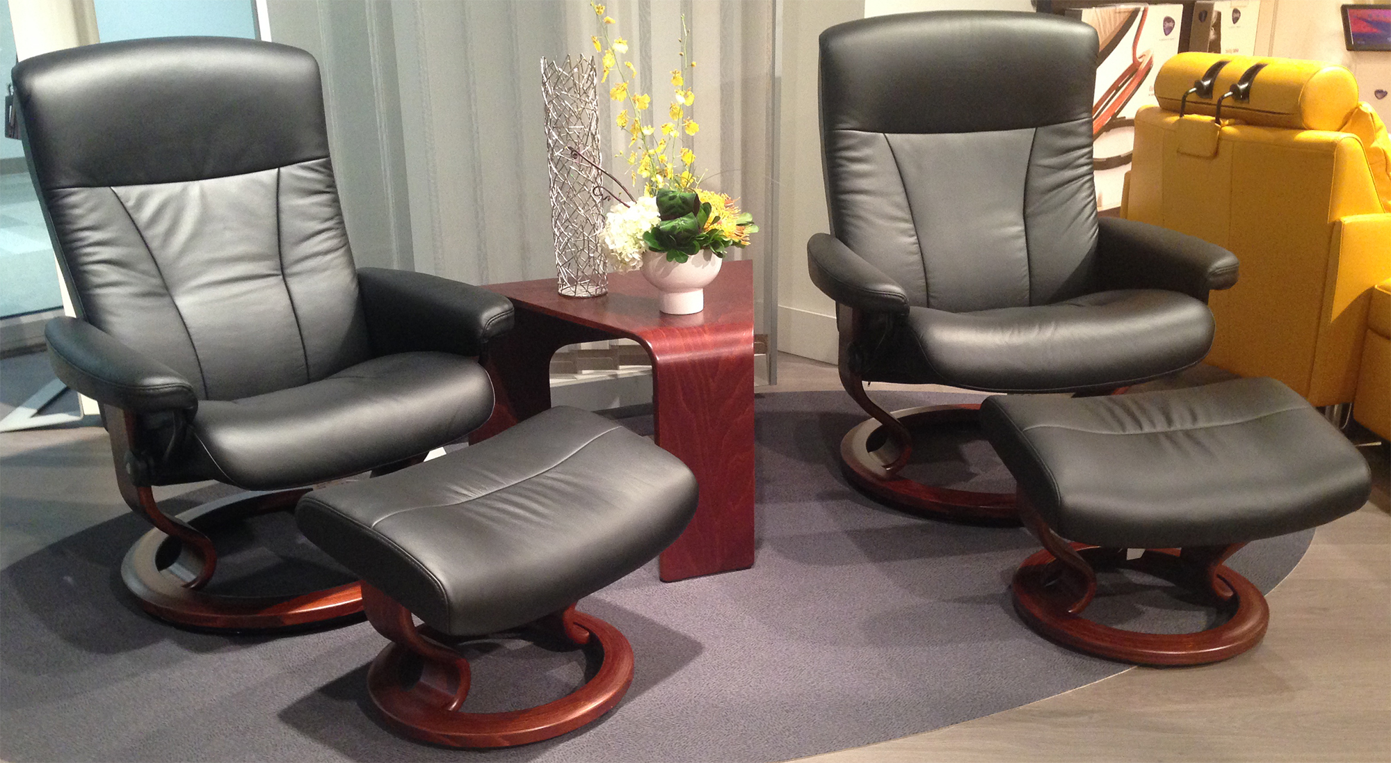 Ekornes Stressless President Large and Medium Recliner Chair