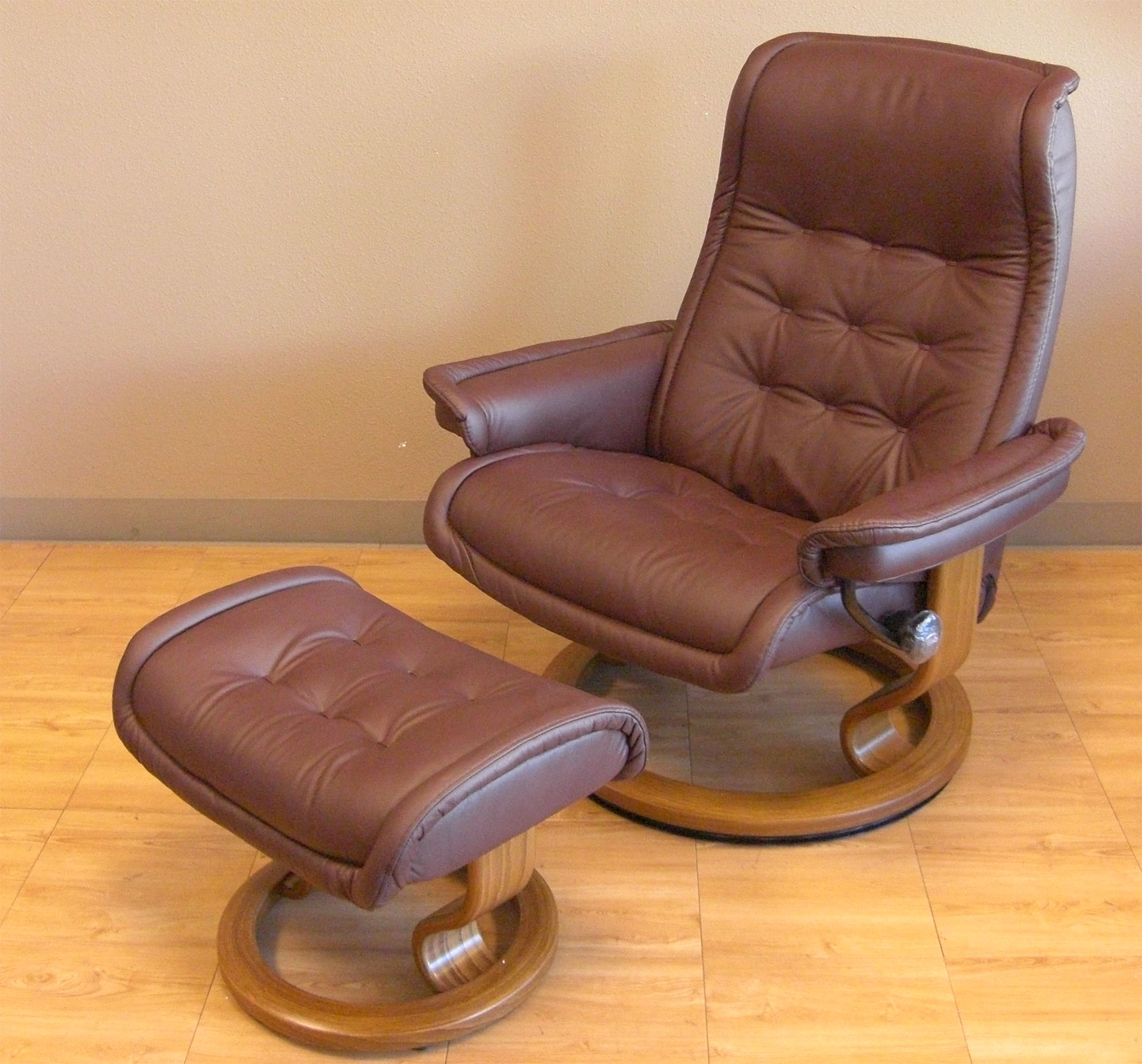 Ekornes stressless hot sale royal