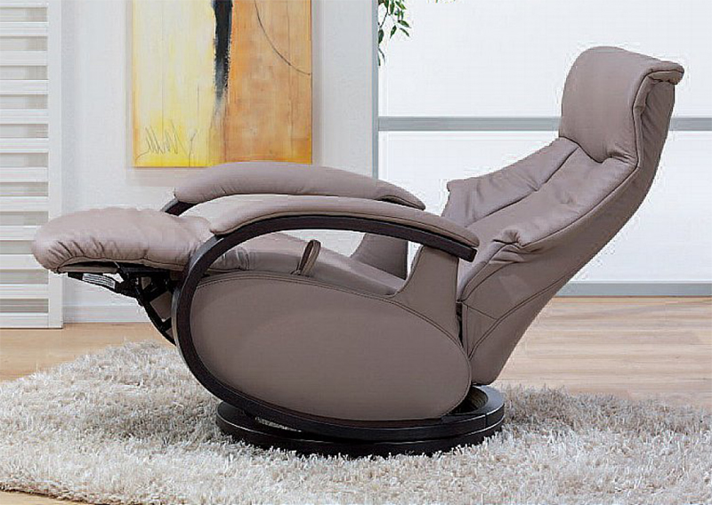 https://www.vitalitywebb.com/backstore/Himolla-ZeroStress-Recliner/Images/Himolla-ZeroStress-Mosel-Leather-Recliner-Chair.jpg