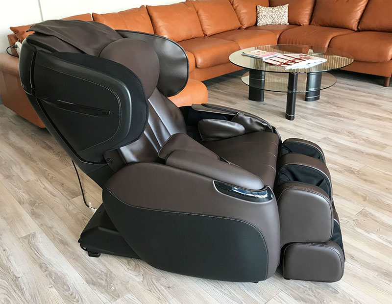 Human Touch Opus 3D Massage Chair Recliner Upright