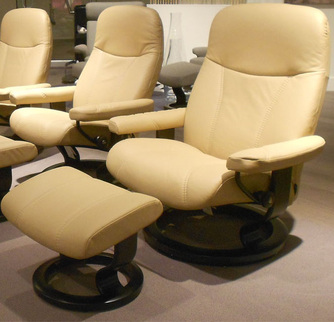 Stressless Diplomat Small Consul Batick Latte Leather Chair by Ekornes